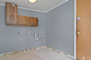 20906 106th St E, Bonney Lake, WA 98391 - Photo 16
