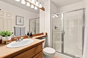1006 270th Ct SE, Sammamish, WA 98075 - Photo 32