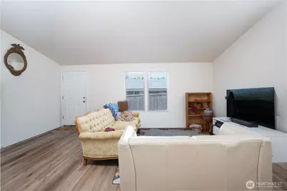 1402 103rd Street E, Tacoma, WA 98445 - Photo 4