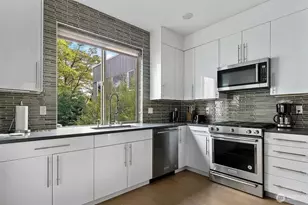 210 20th Ave S, Seattle, WA 98144 - Photo 10