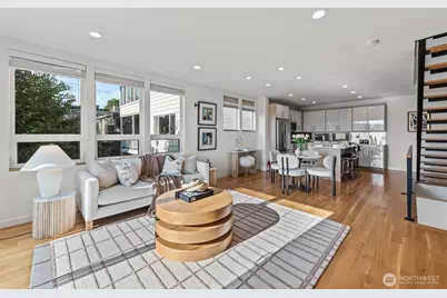 2043 C 13th Avenue W, Seattle, WA 98119 - Photo 6