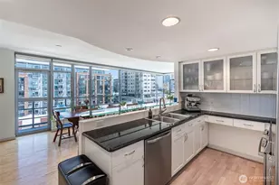 2929 1st Ave, Seattle, WA 98121 - Photo 6