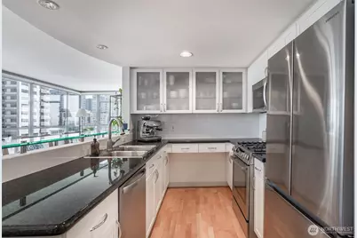 2929 1st Avenue #1219, Seattle, WA 98121 - Photo 8