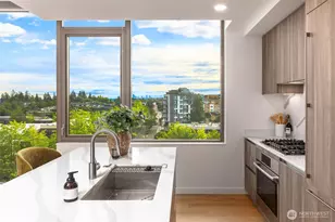 10232 NE 10th St, Bellevue, WA 98004 - Photo 4