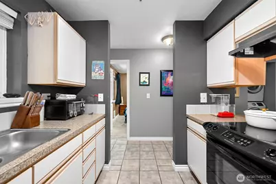 2713 W Maplewood Avenue #211, Bellingham, WA 98225 - Photo 8