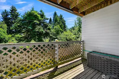2713 W Maplewood Avenue #211, Bellingham, WA 98225 - Photo 2