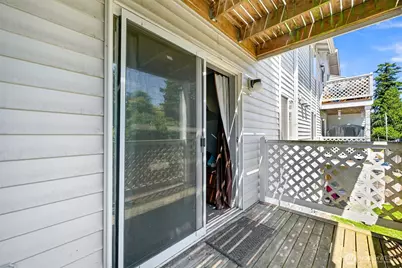 2713 W Maplewood Avenue #211, Bellingham, WA 98225 - Photo 14