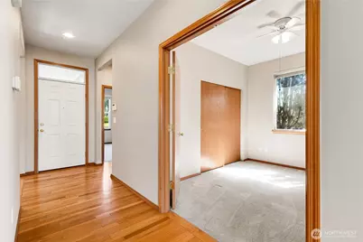 6013 NE 4th Place, Renton, WA 98059 - Photo 12
