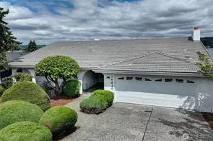 14820 39th Ave NE, Lake Forest Park, WA 98155 - Photo 2
