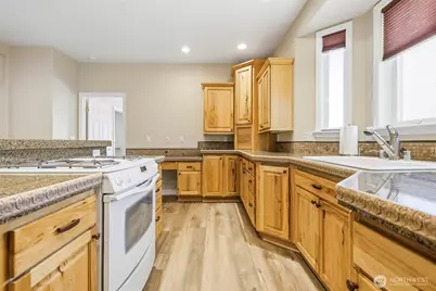 4004 Desert Plateau, Pasco, WA 99301 - Photo 6
