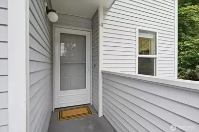 7019 210th Street SW #4, Lynnwood, WA 98036 - Photo 2