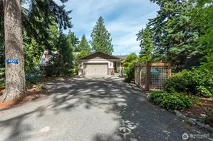 4053 Edith Point Rd, Anacortes, WA 98221 - Photo 2