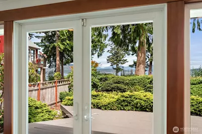 4053 Edith Point Road, Anacortes, WA 98221 - Photo 12