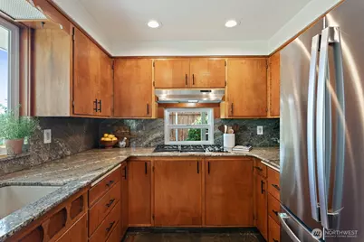 4053 Edith Point Road, Anacortes, WA 98221 - Photo 20