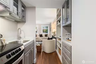 1017 Minor Ave, Seattle, WA 98104 - Photo 16