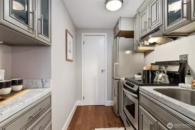 1017 Minor Avenue #205, Seattle, WA 98104 - Photo 14