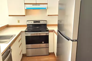 3022 SW Bradford St, Seattle, WA 98126 - Photo 8