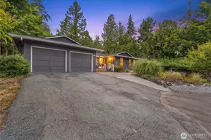 404 Nooksack Pl, La Conner, WA 98257 - Photo 2