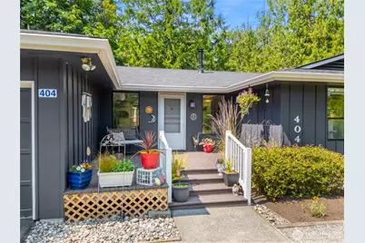 404 Nooksack Place, La Conner, WA 98257 - Photo 4