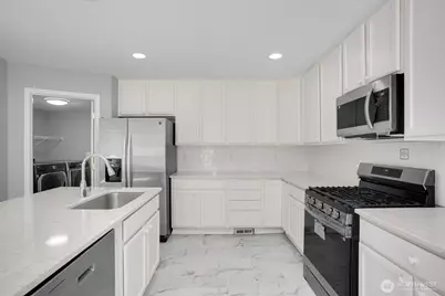 23809 SE 6th Street, Sammamish, WA 98074 - Photo 8