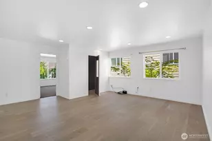 23809 SE 6th St, Sammamish, WA 98074 - Photo 16