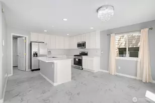 23809 SE 6th St, Sammamish, WA 98074 - Photo 6