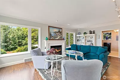 2131 NW 96th Street, Seattle, WA 98117 - Photo 6