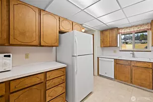 1301 S 3rd Ave, Sequim, WA 98382 - Photo 12