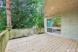1722 NE 97th St, Seattle, WA 98115 - Photo 8