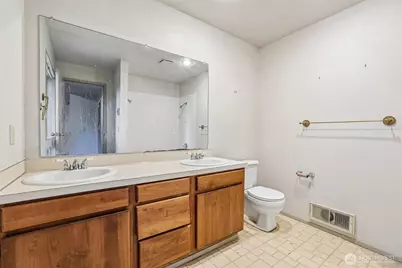1722 NE 97th Street, Seattle, WA 98115 - Photo 22