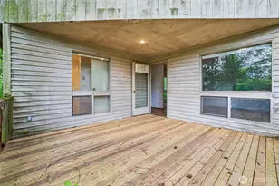 1722 NE 97th St, Seattle, WA 98115 - Photo 20
