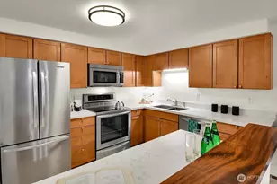 2300 NE 89th St, Seattle, WA 98115 - Photo 12