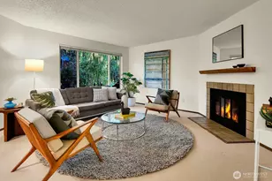 2300 NE 89th St, Seattle, WA 98115 - Photo 2