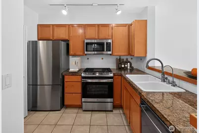 2901 NE Blakeley #401, Seattle, WA 98015 - Photo 12