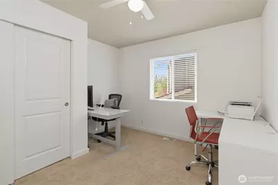 6338 Victoria Avenue SE, Auburn, WA 98092 - Photo 8