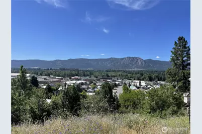 200 W Fourth Street, Cle Elum, WA 98922 - Photo 2
