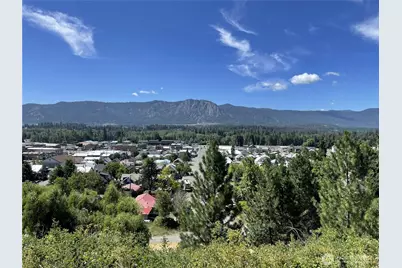 200 W Fourth Street, Cle Elum, WA 98922 - Photo 1