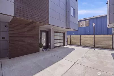 6714 Mary Avenue NW #A, Seattle, WA 98117 - Photo 2