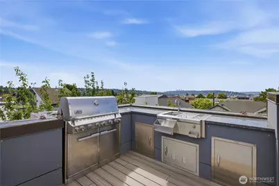 6714 Mary Avenue NW #A, Seattle, WA 98117 - Photo 32