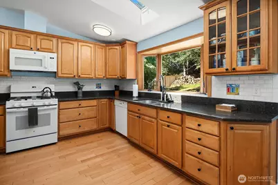 1133 235th Place SW, Bothell, WA 98021 - Photo 6