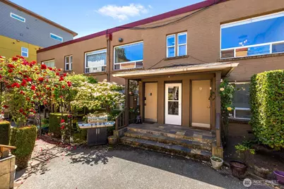 120 14th Avenue #12, Seattle, WA 98122 - Photo 2