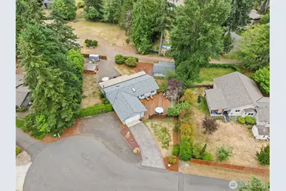 140 NE Rainier Place N, Belfair, WA 98528 - Photo 2