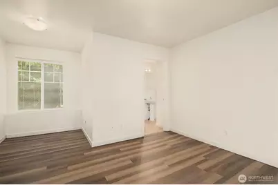 4218 Pasadena Place NE, Seattle, WA 98105 - Photo 6