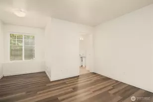 4218 Pasadena Pl NE, Seattle, WA 98105 - Photo 6