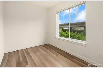 4218 Pasadena Place NE, Seattle, WA 98105 - Photo 12