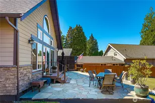 5419 W Tapps Dr E, Lake Tapps, WA 98391 - Photo 10
