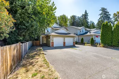 318 N 23rd Street, Mount Vernon, WA 98273 - Photo 2