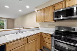 318 N 23rd St, Mount Vernon, WA 98273 - Photo 8