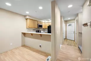 318 N 23rd St, Mount Vernon, WA 98273 - Photo 4