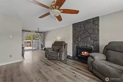 6423 61st Street NE, Marysville, WA 98270 - Photo 12